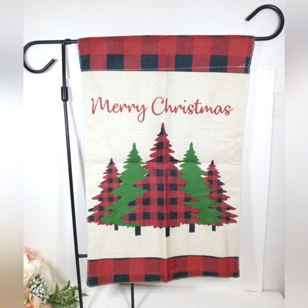 Merry Christmas Garden Flag. 12"x18"  Christmas Tree Garden Flag Decoration.